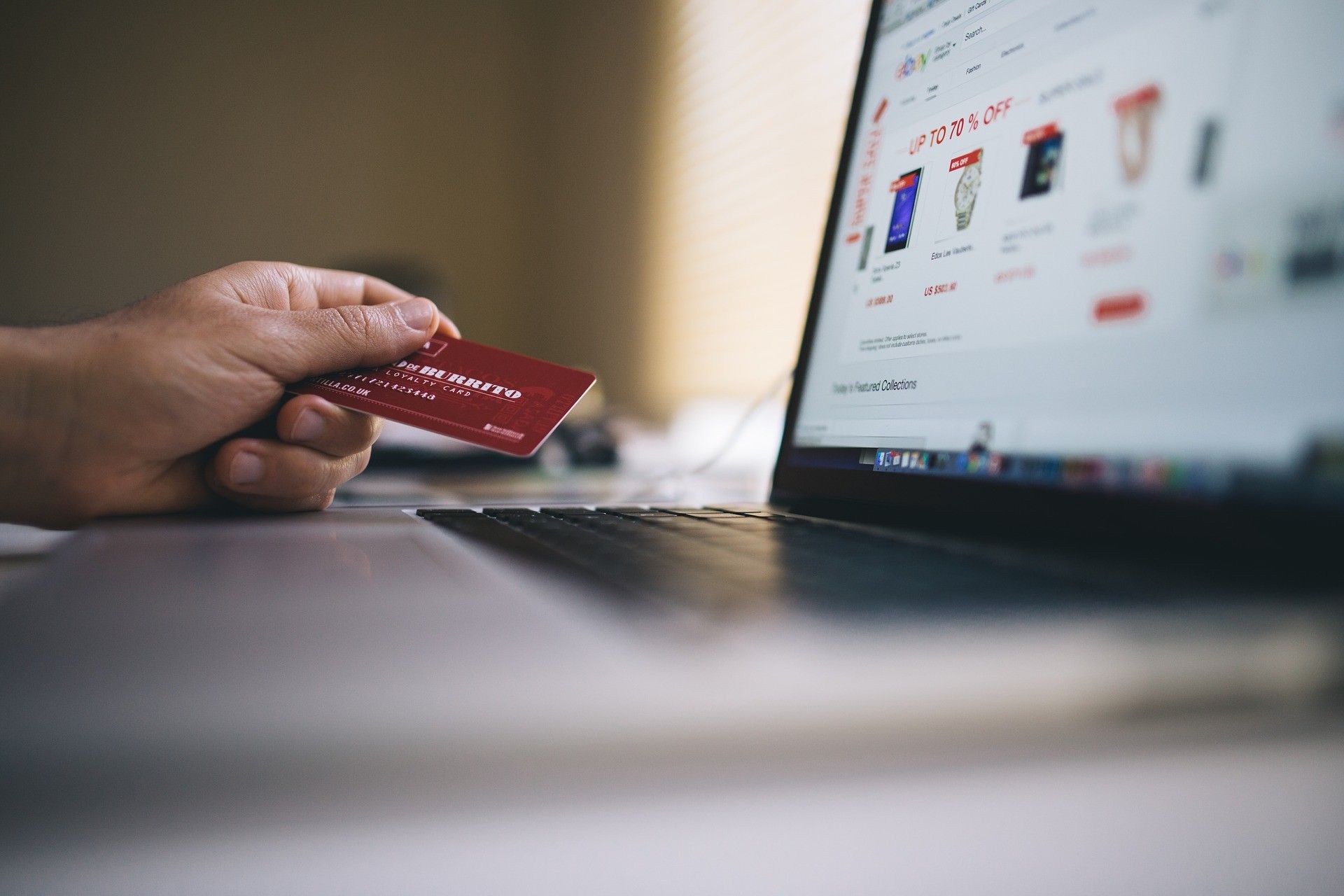 Webshopbetreiber soll 40.000 Euro für Urheberrechtsverletzungen zahlen Webshopbetreiber soll 40.000 Euro für Urheberrechtsverletzungen zahlen