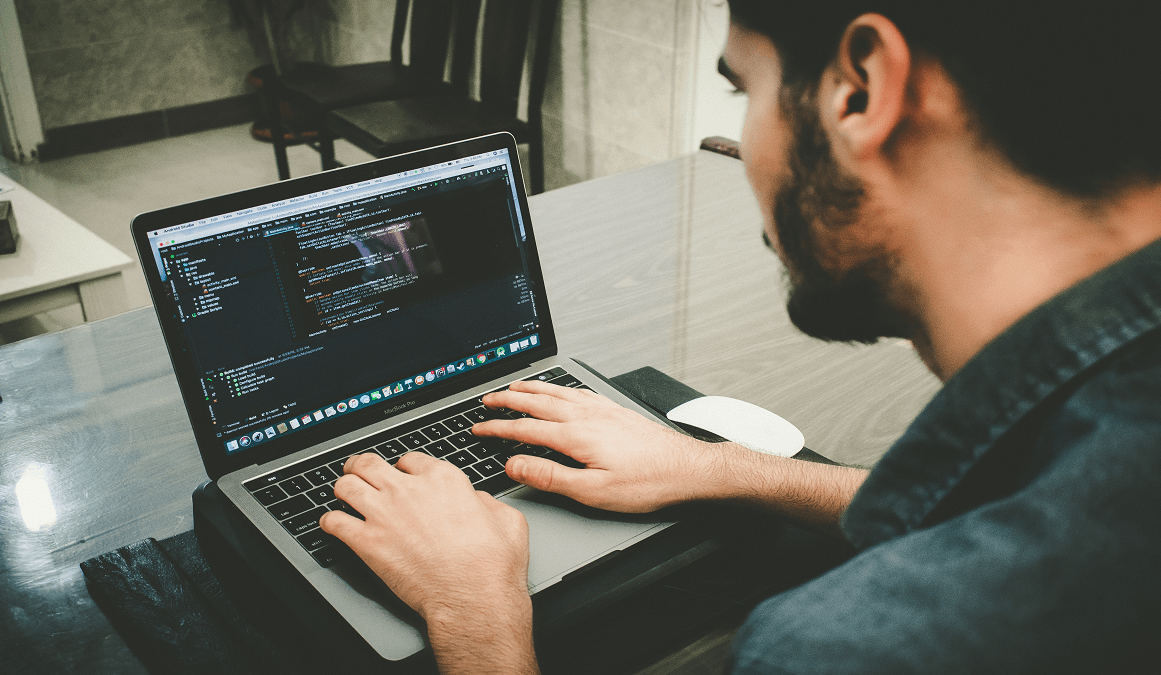 Kundenakquise, Start-ups, Corona: Ein Interview mit einem Spezialisten über den Arbeitsalltag von Freelancer:innen Kundenakquise, Start-ups, Corona: Ein Interview mit einem Spezialisten über den Arbeitsalltag von Freelancer:innen