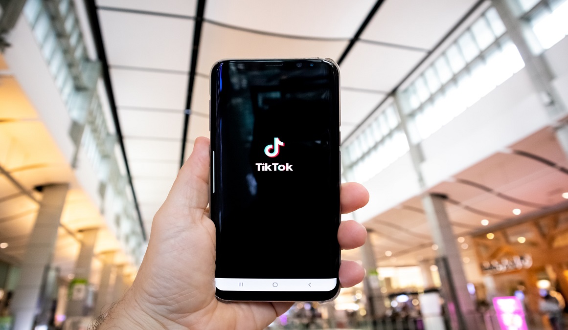 Privatsphäre verletzt? Aufsichtsbehörden untersuchen Datenschutzverstöße von TikTok Privatsphäre verletzt? Aufsichtsbehörden untersuchen Datenschutzverstöße von TikTok